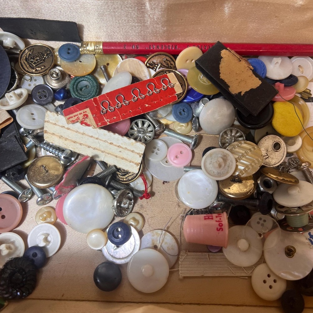 VTG Sewing Notions Lot with Antique Thread Spools, Buttons, Snaps & NO Basket - Picture 8 of 8